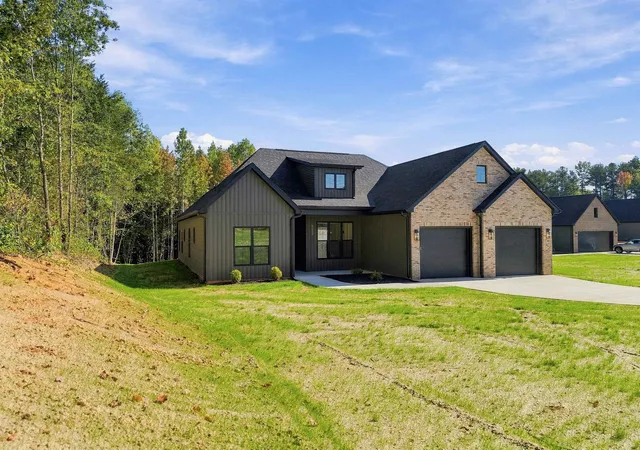 Photo 3 of Single family home for sale at 8632 Parris Brg Rd, Chesnee, SC 29323 | MLS# SPN341897 | Listing updated on 2026-10-03