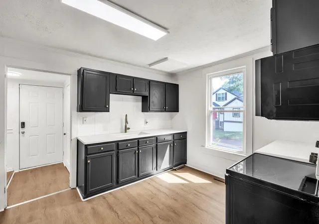 Photo 3 of Single family home for sale at 200 F St, Anderson, SC 29625 | MLS# SPN341905 | Listing updated on 2026-10-28