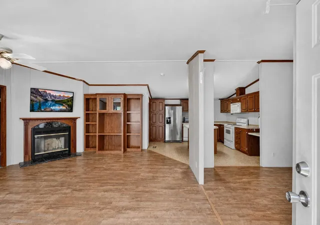 Photo 3 of Manufactured home for sale at 370 Wynette Way, Inman, SC 29349 | MLS# SPN341906 | Listing updated on 2026-09-20