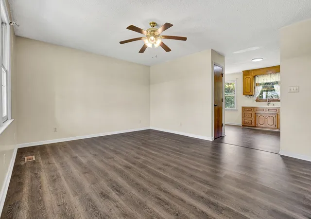 Photo 3 of Single family home for sale at 3856 Rainbow Lake Rd, Inman, SC 29349 | MLS# SPN341917 | Listing updated on 2026-09-20