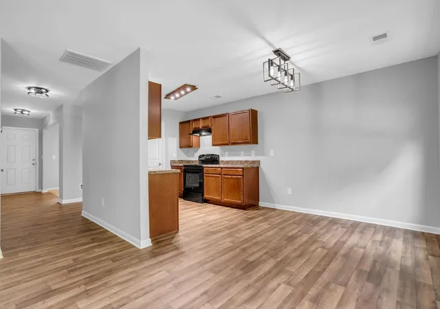 Photo 3 of Single family home for sale at 256 Cotton Crk Dr, Spartanburg, SC 29302 | MLS# SPN341924 | Listing updated on 2026-10-19