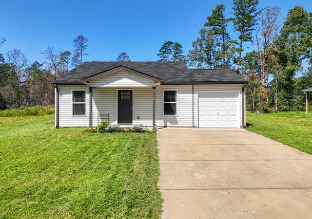 Single family home for sale at 346 Skyline Rd, Greer, SC 29651 | MLS# SPN341925