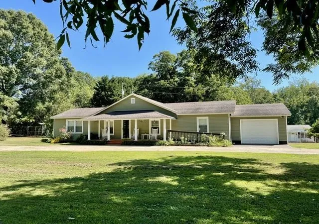 Single family home for sale at 554 Green River Rd, Gaffney, SC 29341 | MLS# SPN341926