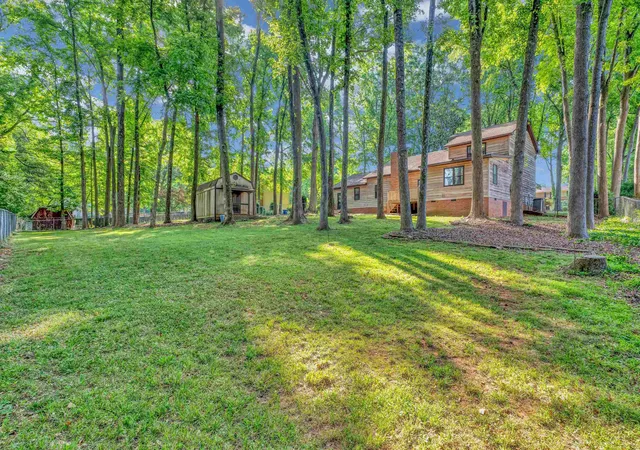 Photo 3 of Single family home for sale at 512 Brian Dr, Spartanburg, SC 29307 | MLS# SPN341932 | Listing updated on 2026-09-20
