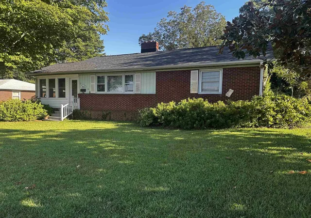 Single family home for sale at 112 Chandler Dr, Gaffney, SC 29340 | MLS# SPN341934