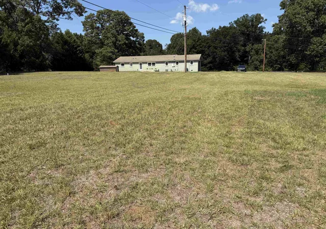 Photo 4 of Single family home for sale at 527 Park Gate Rd, Gaffney, SC 29341 | MLS# SPN341935 | Listing updated on 2026-09-20