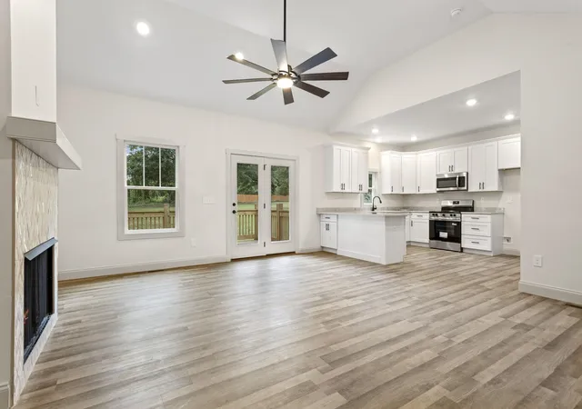 Photo 4 of Single family home for sale at 7406 S Pine St, Pacolet, SC 29372 | MLS# SPN341941 | Listing updated on 2026-09-26