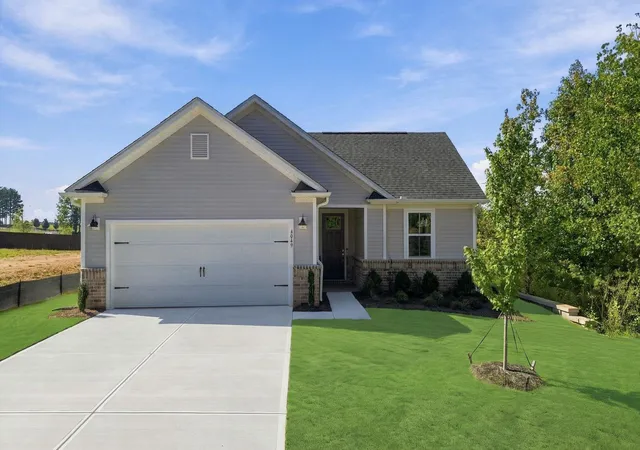 Photo 1 of Single family home for sale at 4049 Hoskins Dr, Boiling Springs, SC 29316 | MLS# SPN341944 | Listing updated on 2026-10-25