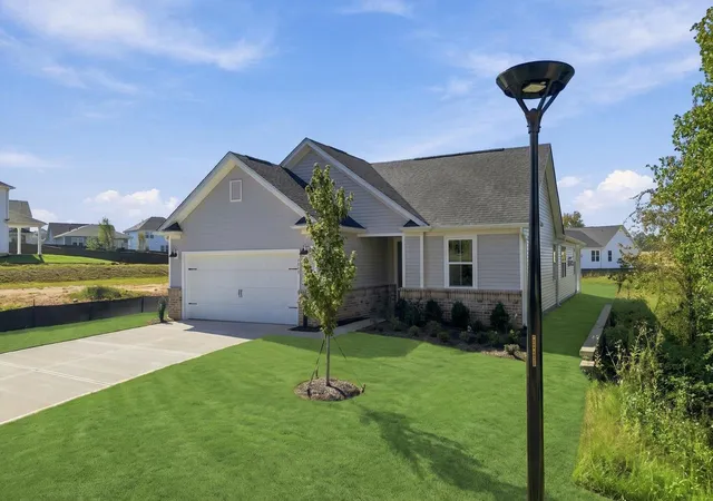 Photo 3 of Single family home for sale at 4049 Hoskins Dr, Boiling Springs, SC 29316 | MLS# SPN341944 | Listing updated on 2026-10-25