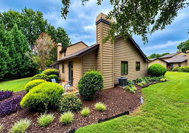 Photo 3 of Condo for sale at 331 Skylark Cir, Greer, SC 29650 | MLS# SPN341955 | Listing updated on 2026-09-22