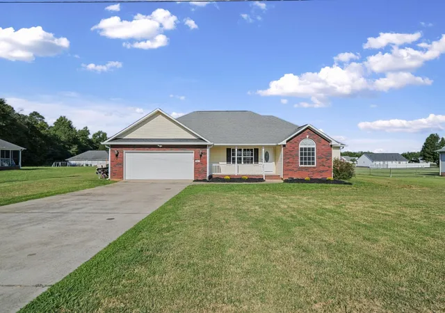 Single family home for sale at 887 Champion Fry Rd, Gaffney, SC 29341 | MLS# SPN341961