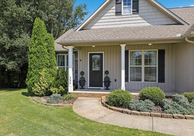 Photo 3 of Single family home for sale at 235 Metcalf Ct, Spartanburg, SC 29306 | MLS# SPN341989 | Listing updated on 2026-09-22