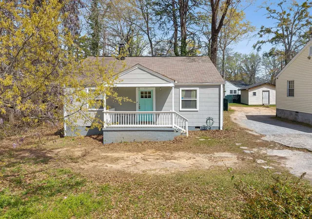 Single family home for sale at 173 S Cleveland Park Dr, Spartanburg, SC 29303 | MLS# SPN342000