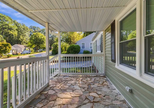 Photo 4 of Single family home for sale at 118 Briarwood Rd, Spartanburg, SC 29301 | MLS# SPN342005 | Listing updated on 2026-09-22