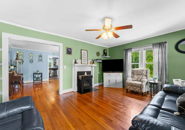 Photo 3 of Single family home for sale at 726 Foster, Inman, SC 29349 | MLS# SPN342008 | Listing updated on 2026-09-23