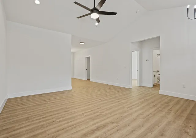 Photo 3 of Single family home for sale at 171 Easy St, Wellford, SC 29385 | MLS# SPN342013 | Listing updated on 2026-09-23