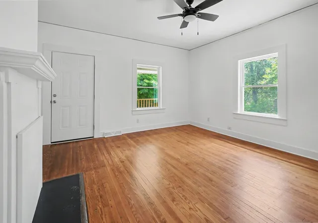 Photo 4 of Single family home for sale at 586 Hickory Dr, Startex, SC 29377 | MLS# SPN342041 | Listing updated on 2026-09-23