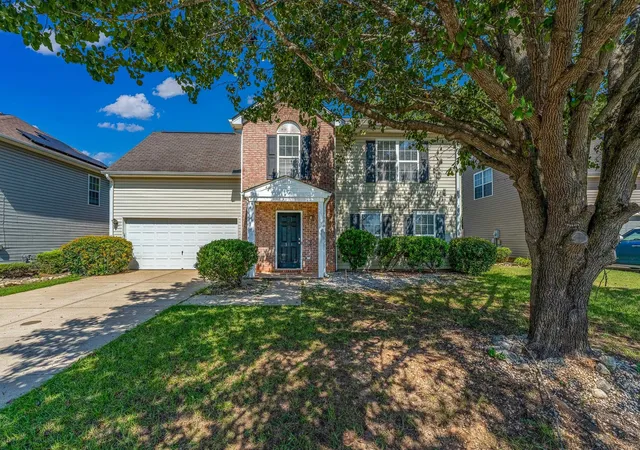 Photo 1 of Single family home for sale at 511 Smoothstone Dr, Duncan, SC 29334 | MLS# SPN342044 | Listing updated on 2026-09-23