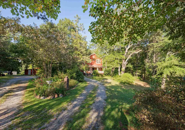 Photo 3 of Sale Pending at 700 N Trade (b) Ave, Landrum, SC 29356 | MLS# SPN342046 | Listing updated on 2026-09-26
