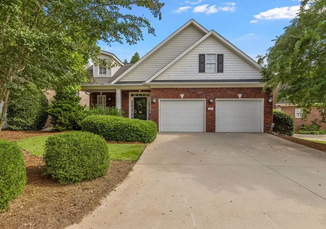 Photo 2 of Single family home for sale at 215 Arbours Comn Ct, Spartanburg, SC 29307 | MLS# SPN342056 | Listing updated on 2026-09-23