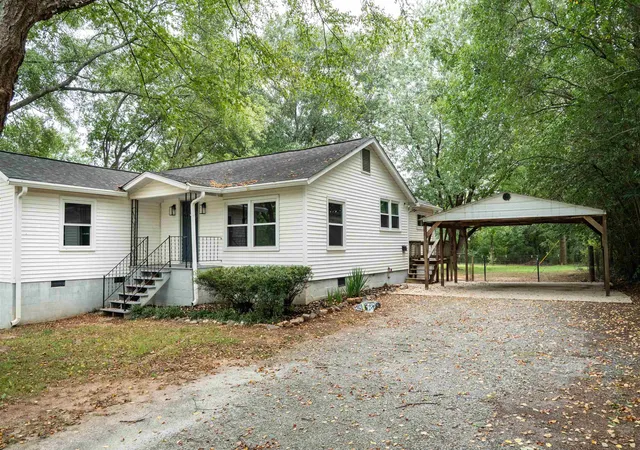 Photo 1 of Single family home for sale at 180 Brock St, Inman, SC 29349 | MLS# SPN342062 | Listing updated on 2026-09-23