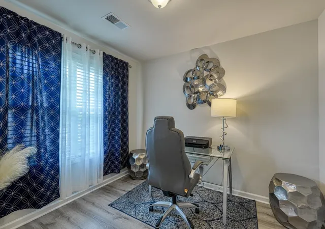 Photo 4 of Single family home for sale at 454 Grantham Ct, Spartanburg, SC 29303 | MLS# SPN342072 | Listing updated on 2026-09-24
