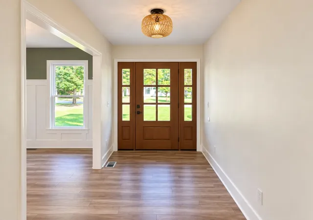 Photo 3 of Single family home for sale at 322 Indian Summer Ln, Boiling Springs, SC 29316 | MLS# SPN342105 | Listing updated on 2026-10-09