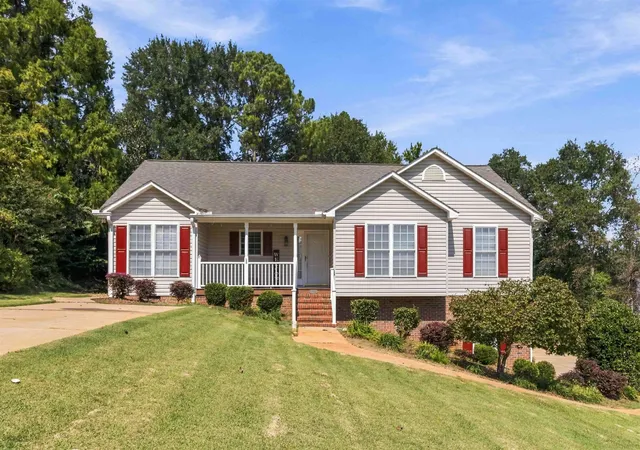 Single family home for sale at 125 Woodcreek Dr, Spartanburg, SC 29303 | MLS# SPN342119