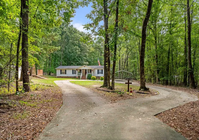 Photo 2 of Manufactured home for sale at 695 Miller Rd, Woodruff, SC 29388 | MLS# SPN342120 | Listing updated on 2026-09-26