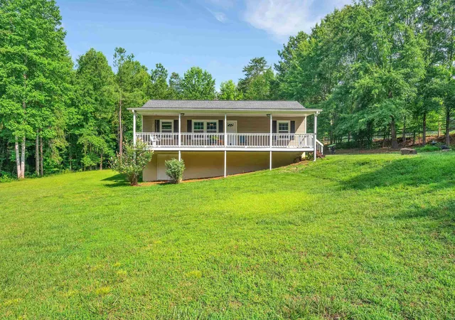 Photo 1 of Sale Pending at 1095 E Prince Rd, Landrum, SC 29356 | MLS# SPN342158 | Listing updated on 2026-10-20