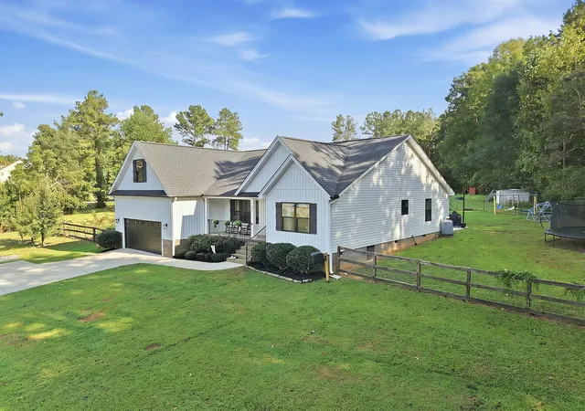 Photo 1 of Single family home for sale at 357 Beaver Dam Rd, Gaffney, SC 29341 | MLS# SPN342178 | Listing updated on 2026-10-09