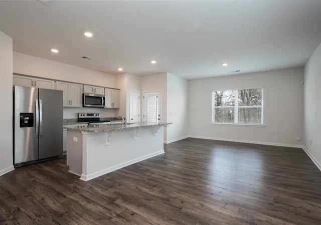 Photo 3 of Townhouse for sale at 107 Sunriff Ct, Greer, SC 29651 | MLS# SPN342180 | Listing updated on 2026-09-25