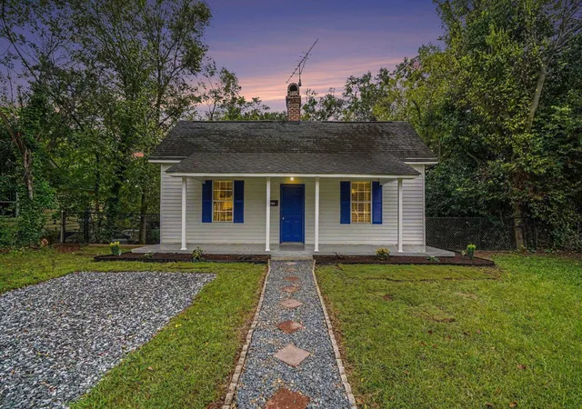 Photo 4 of Single family home for sale at 709 Maywood St, Spartanburg, SC 29303 | MLS# SPN342183 | Listing updated on 2026-10-09