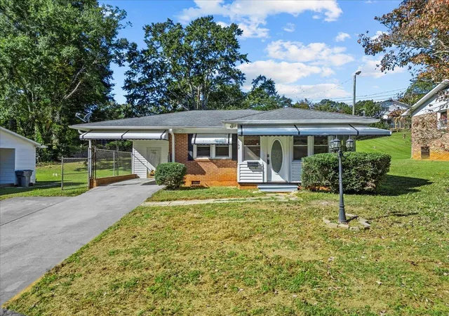 Photo 1 of Single family home for sale at 162 Lincoln Dr, Spartanburg, SC 29306 | MLS# SPN342191 | Listing updated on 2026-09-27