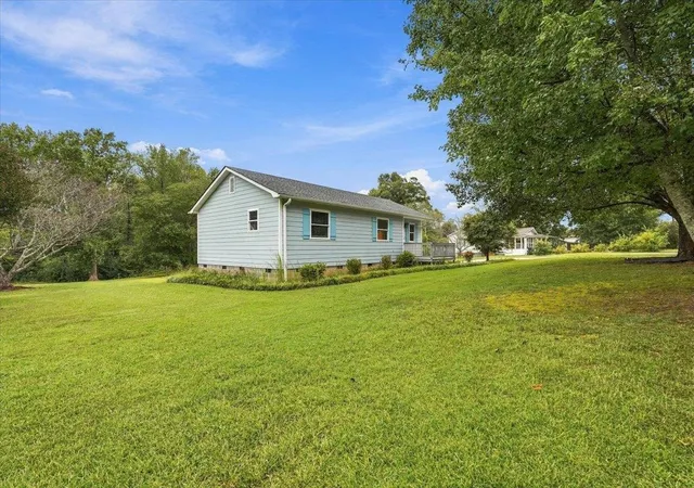 Photo 3 of Single family home for sale at 7 Belvue School Rd, Travelers Rest, SC 29690 | MLS# SPN342192 | Listing updated on 2026-09-27