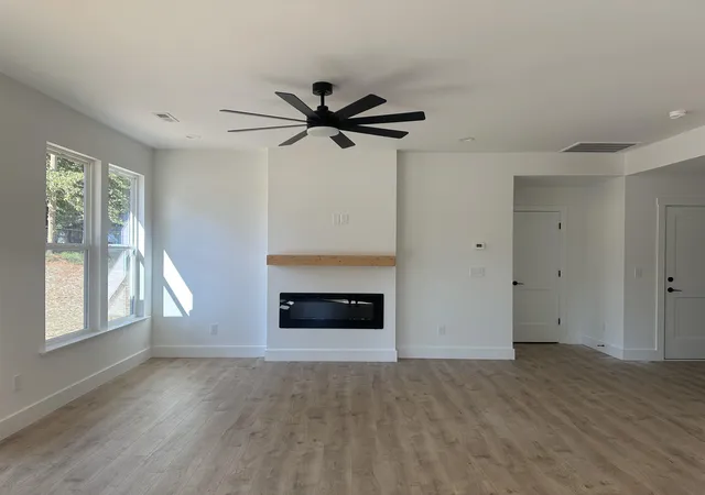 Photo 2 of Single family home for sale at 217 Candlewood Ln, Gaffney, SC 29341 | MLS# SPN342212 | Listing updated on 2026-09-27