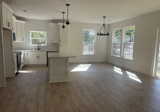 Photo 3 of Single family home for sale at 217 Candlewood Ln, Gaffney, SC 29341 | MLS# SPN342212 | Listing updated on 2026-09-27