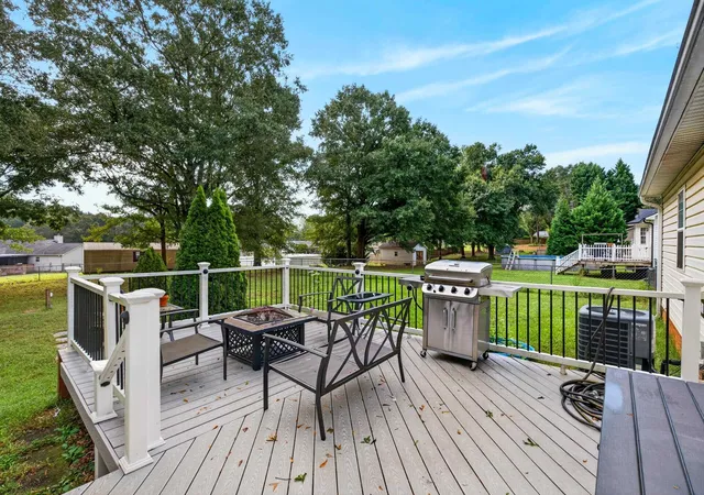 Photo 3 of Single family home for sale at 3980 Parris Brg Rd, Boiling Springs, SC 29316 | MLS# SPN342214 | Listing updated on 2026-10-02