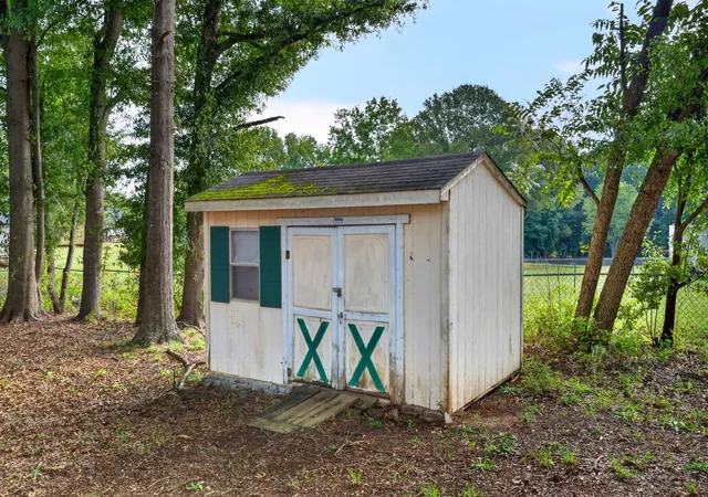 Photo 4 of Single family home for sale at 3980 Parris Brg Rd, Boiling Springs, SC 29316 | MLS# SPN342214 | Listing updated on 2026-10-02