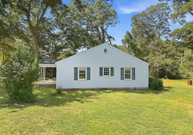 Photo 3 of Single family home for sale at 652 Union Hwy, Enoree, SC 29335 | MLS# SPN342218 | Listing updated on 2026-10-01