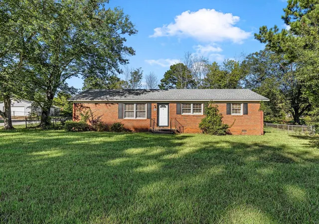 Photo 1 of Sale Pending at 435 Summerland Dr, Spartanburg, SC 29306 | MLS# SPN342230 | Listing updated on 2026-09-30