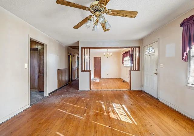 Photo 4 of Sale Pending at 435 Summerland Dr, Spartanburg, SC 29306 | MLS# SPN342230 | Listing updated on 2026-09-30