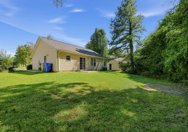 Photo 4 of Single family home for sale at 1864 Tamara Way, Spartanburg, SC 29301 | MLS# SPN342249 | Listing updated on 2026-10-21