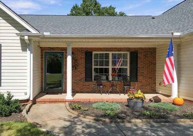 Photo 4 of Single family home for sale at 213 Henderson Meadow Way, Lyman, SC 29365 | MLS# SPN342255 | Listing updated on 2026-10-01