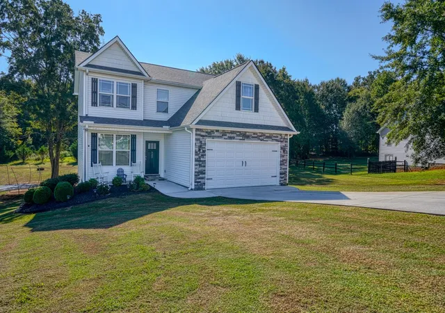 Photo 1 of Single family home for sale at 322 Silas Ct, Woodruff, SC 29388 | MLS# SPN342261 | Listing updated on 2026-10-01