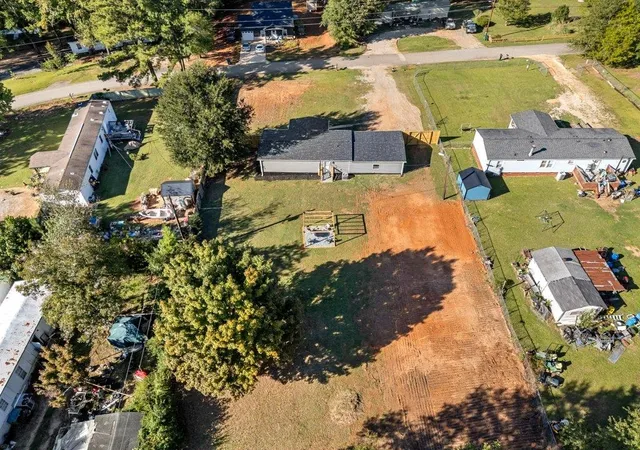 Photo 42 of Manufactured home for sale at 201 Foxfire Rd, Cowpens, SC 29330 | MLS# SPN342262 | Listing updated on 2026-09-30