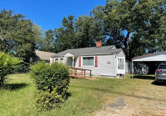 Photo 2 of Single family home for sale at 1748 New Cut Rd, Spartanburg, SC 29303 | MLS# SPN342270 | Listing updated on 2026-09-30