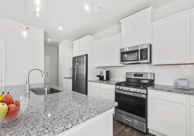 Photo 4 of Single family home for sale at 2065 Halton Oaks Dr, Spartanburg, SC 29303 | MLS# SPN342274 | Listing updated on 2026-09-30