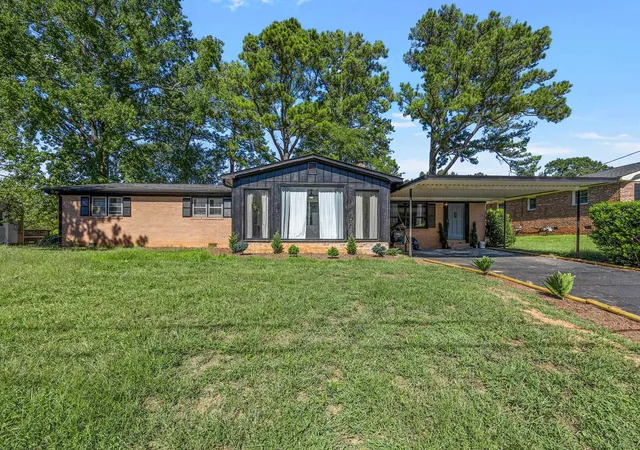 Photo 1 of Single family home for sale at 829 Duncan Byp, Union, SC 29379 | MLS# SPN342284 | Listing updated on 2026-10-01