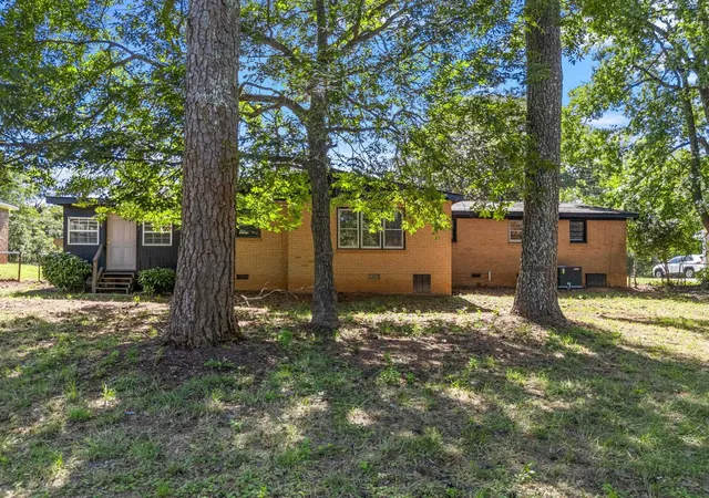 Photo 3 of Single family home for sale at 829 Duncan Byp, Union, SC 29379 | MLS# SPN342284 | Listing updated on 2026-10-01